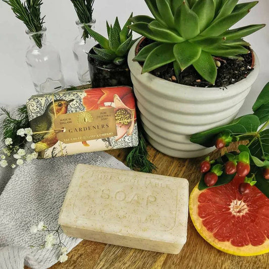 Gardeners Grapefruit Exfoliating Soap Bar ( members 10% discount)